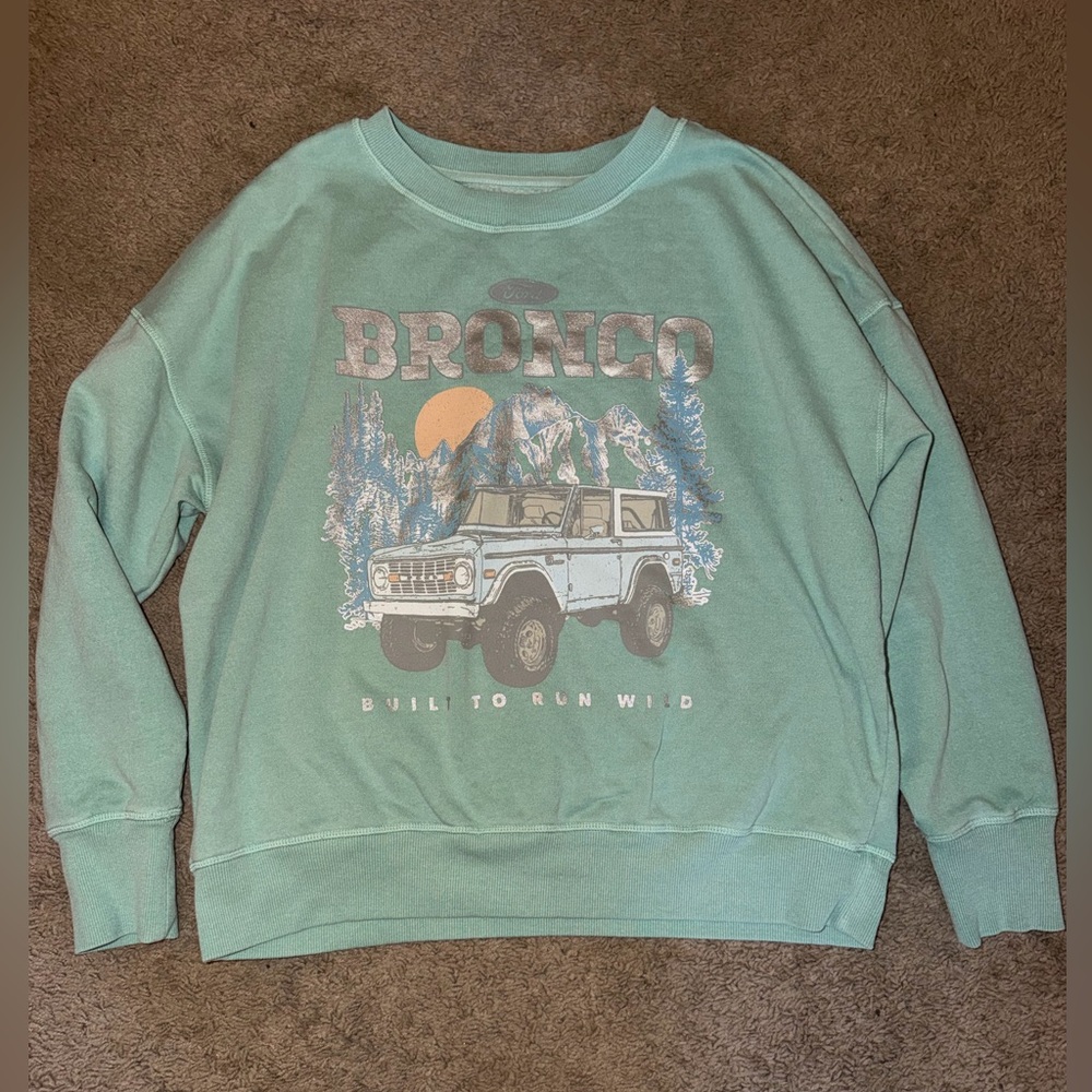Bronco Crewneck